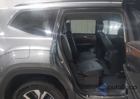 2024 Volkswagen Atlas 2.0T Se from USA, damaged, VIN 1V2LR2CA8RC579025